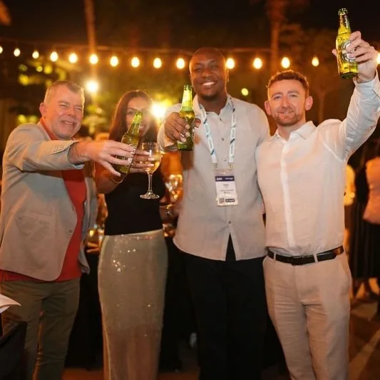 Freightcamp members connecting during a social dinner